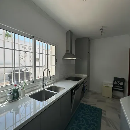 R1386 Jazmin - Burriana * Nerja